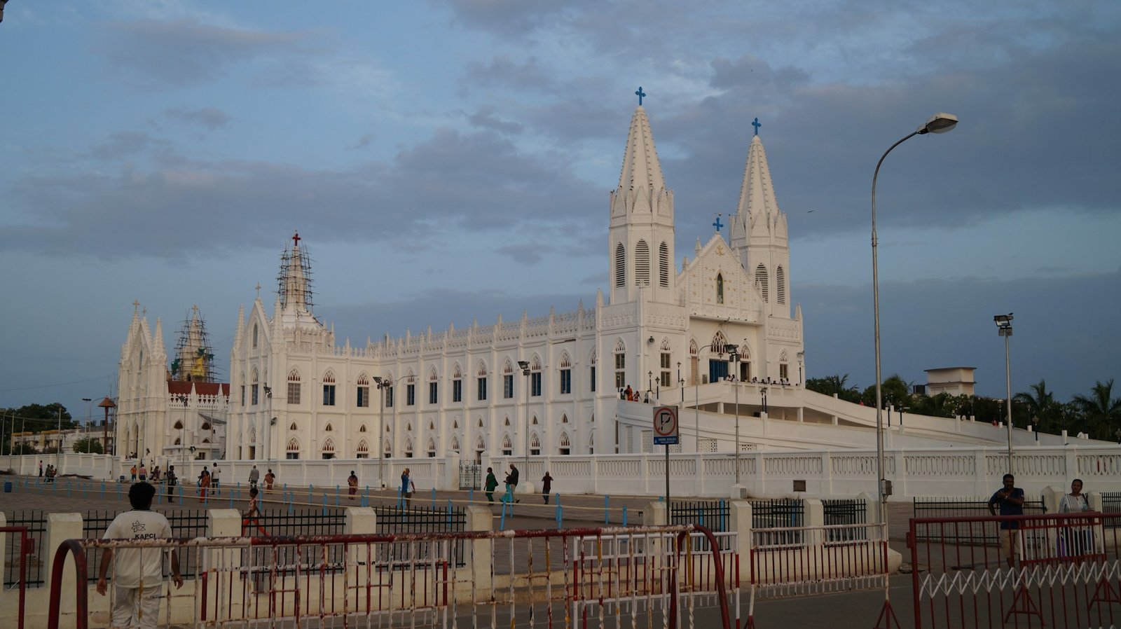 Best Can Rental in Tiruchirappalli
